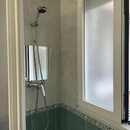 ホームステイ Habitaciones Piso Compartido En Xinzo